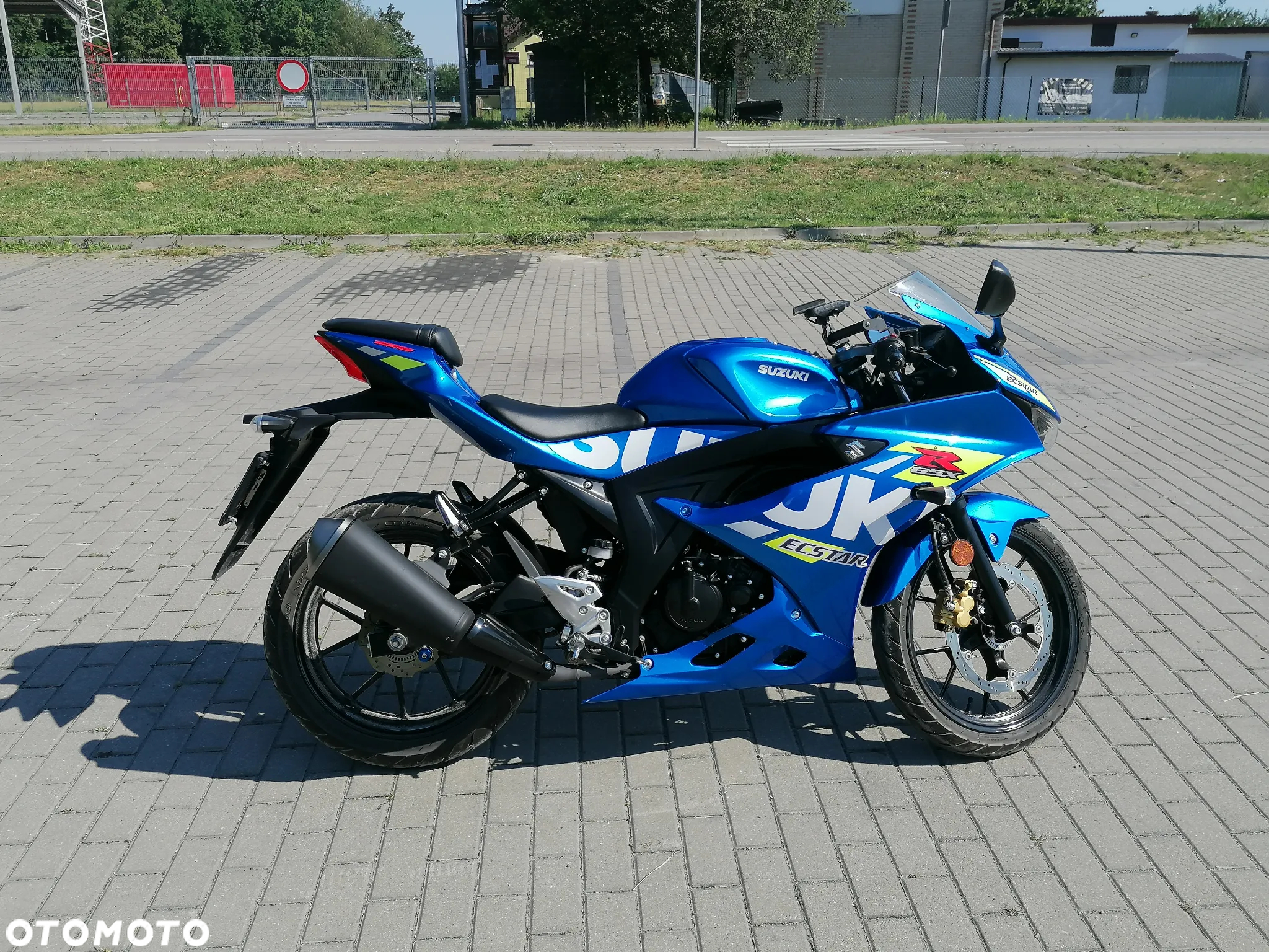 Suzuki GSX-R - 7