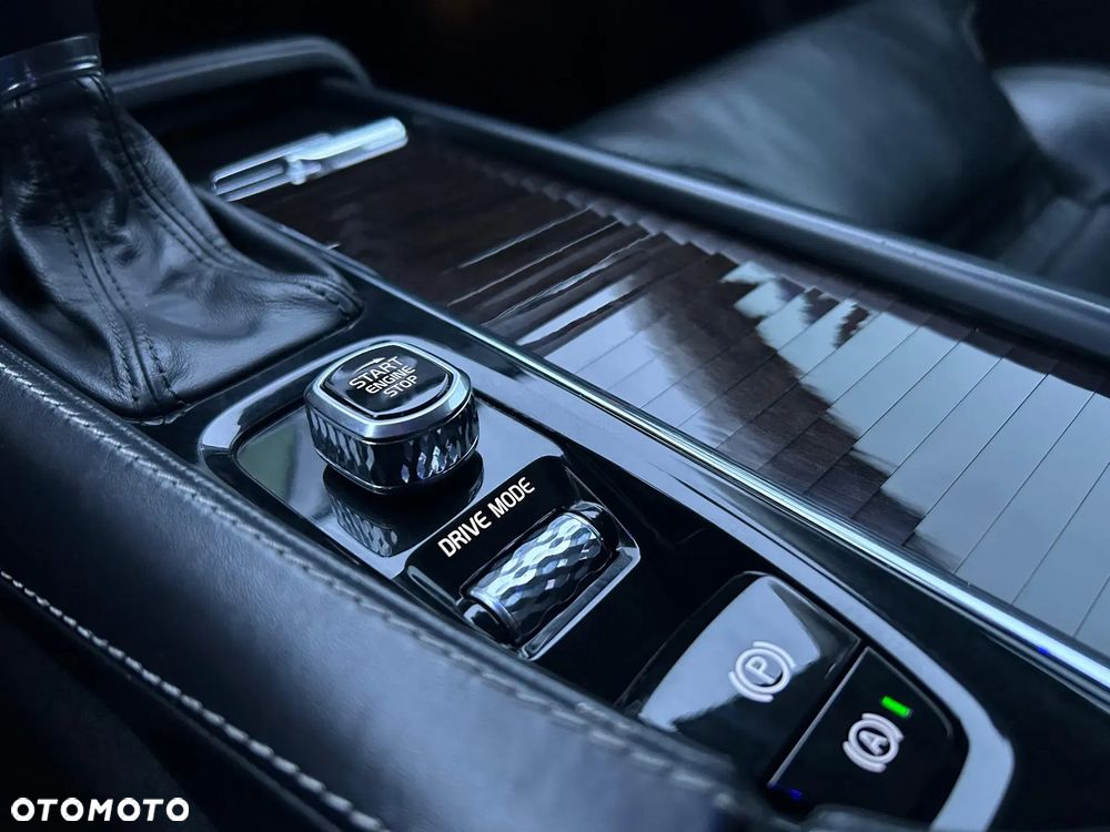 Volvo XC 90 D5 AWD Inscription - 34