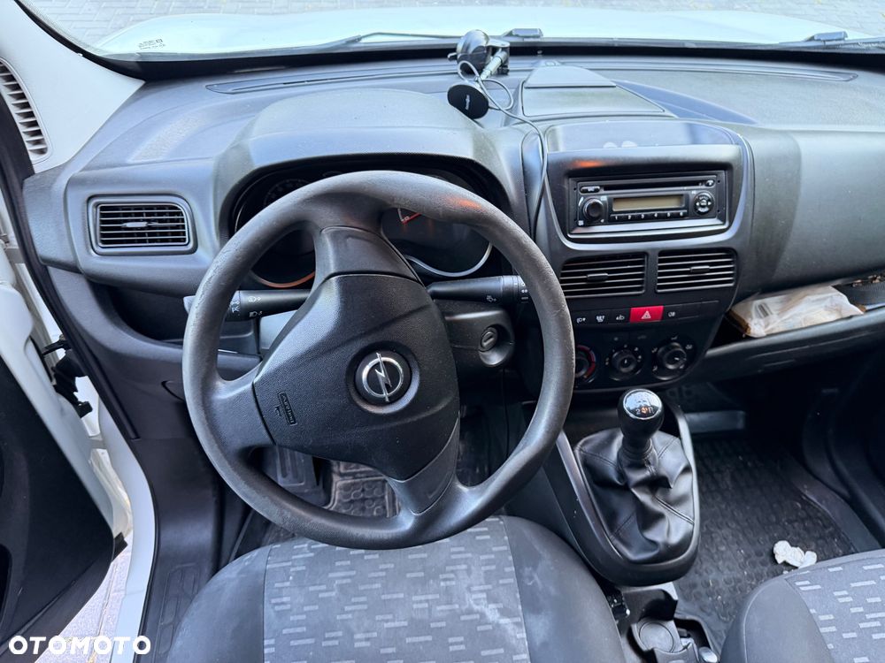 Opel Combo - 11