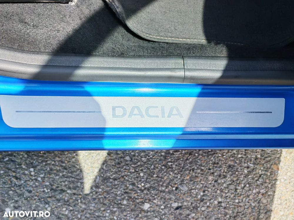 Dacia Lodgy dCi 110 Stepway Celebration - 23