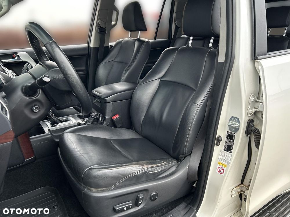 Toyota Land Cruiser LC 2.8 D-4D Invincible - 8