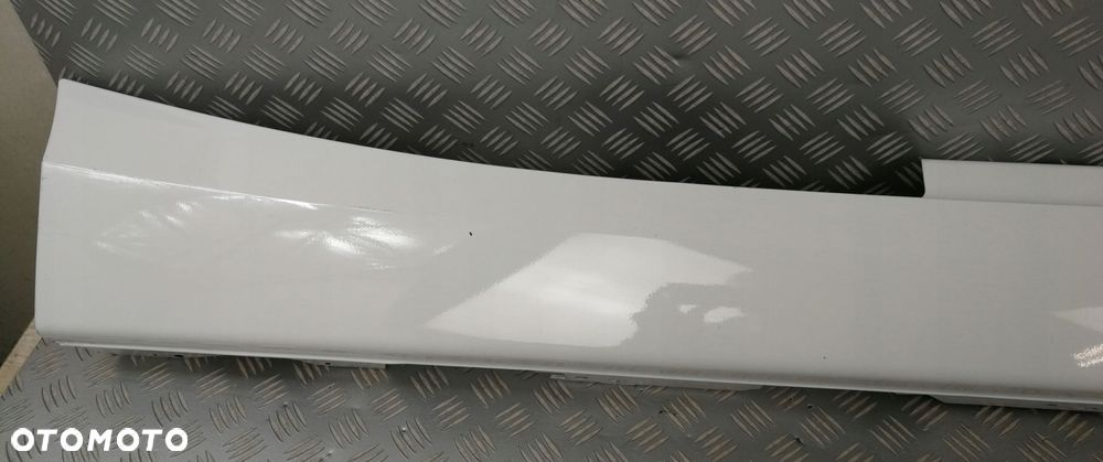 7288396 listwa progowa nakładka prawa próg prawy plastikowy BMW F21 F22 F23 - 2