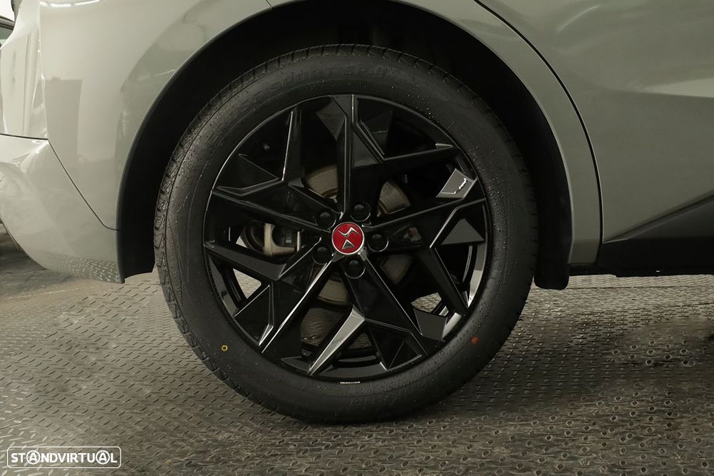 DS DS4 1.2 PureTech Performance Line EAT8 - 5