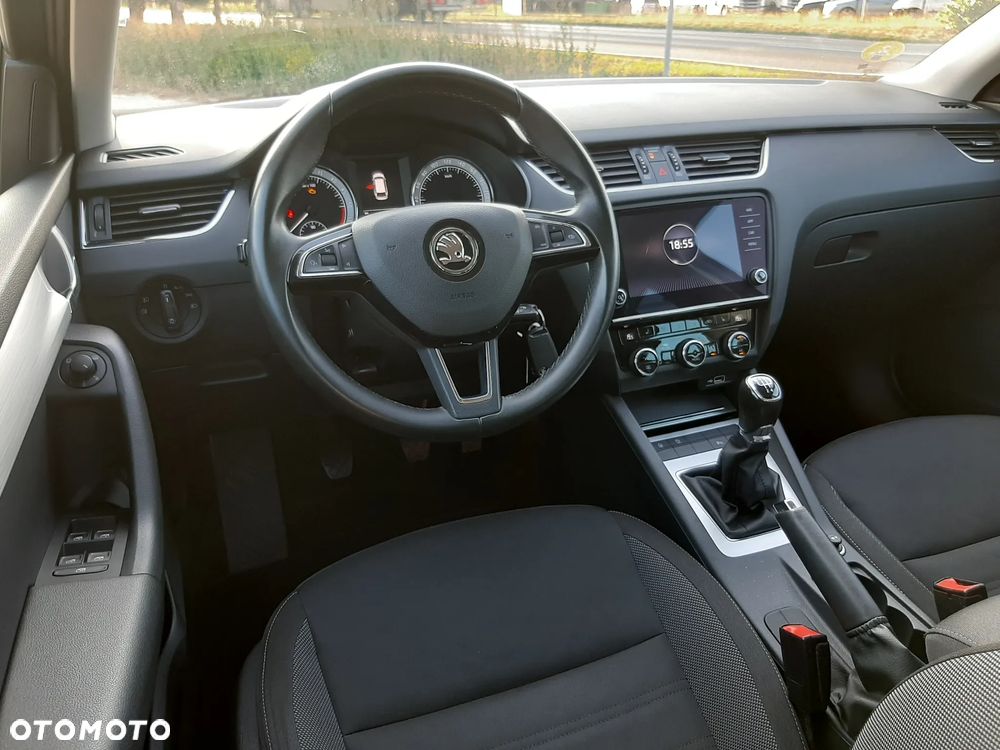 Skoda Octavia 1.6 TDI Sport Edition - 17