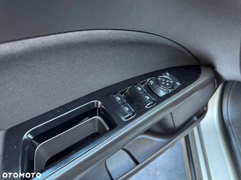 Ford Mondeo 2.0 TDCi Titanium - 26