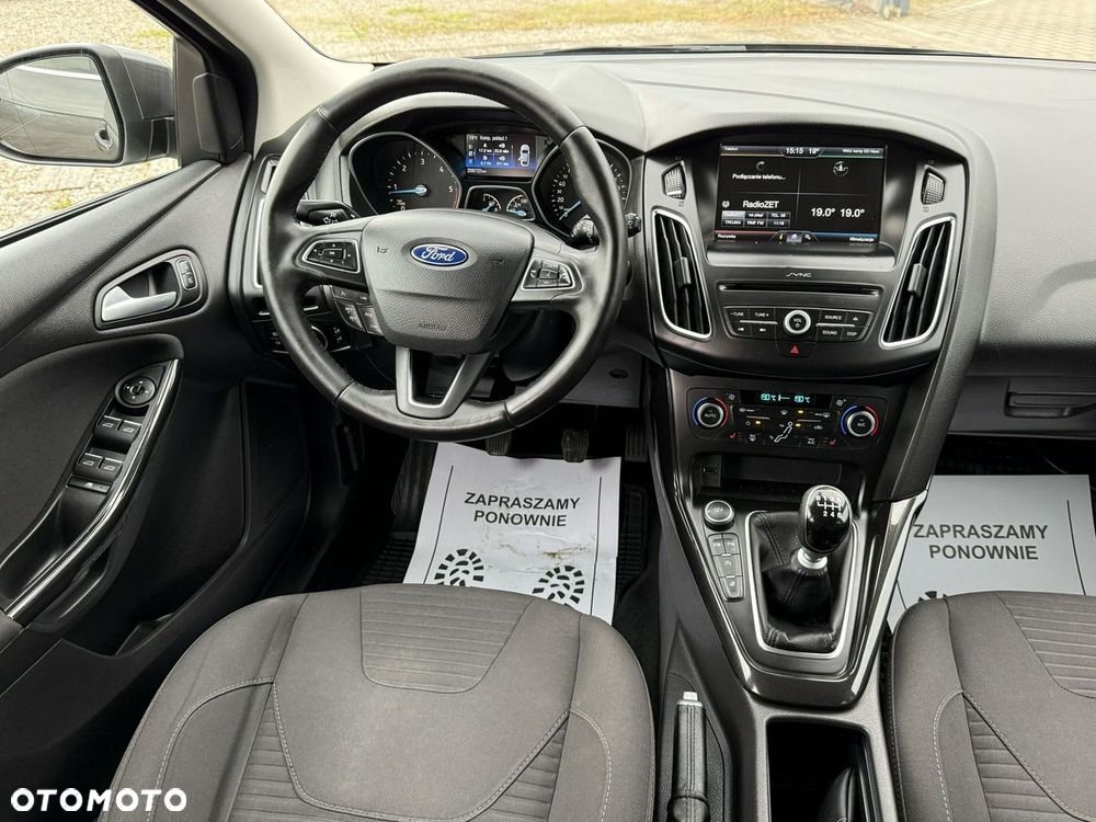 Ford Focus - 28