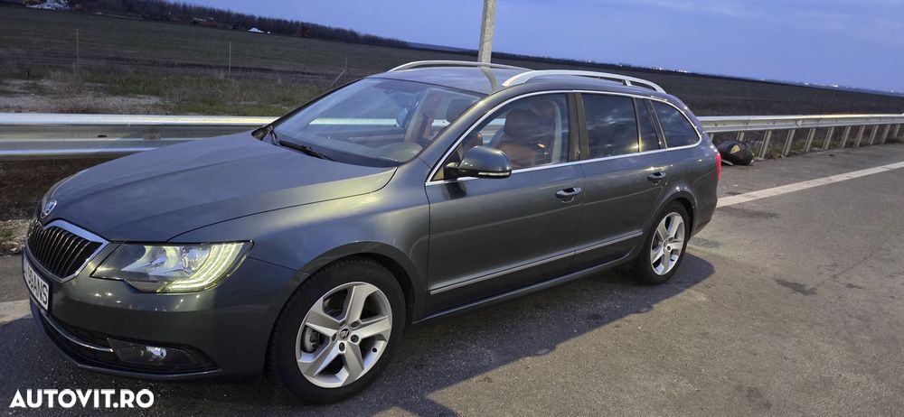 Skoda Superb 1.6 TDI FAMILY - 2