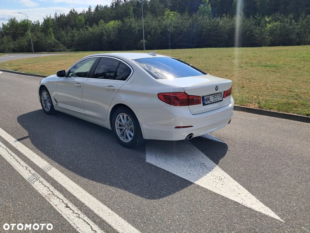BMW Seria 5 518d - 5
