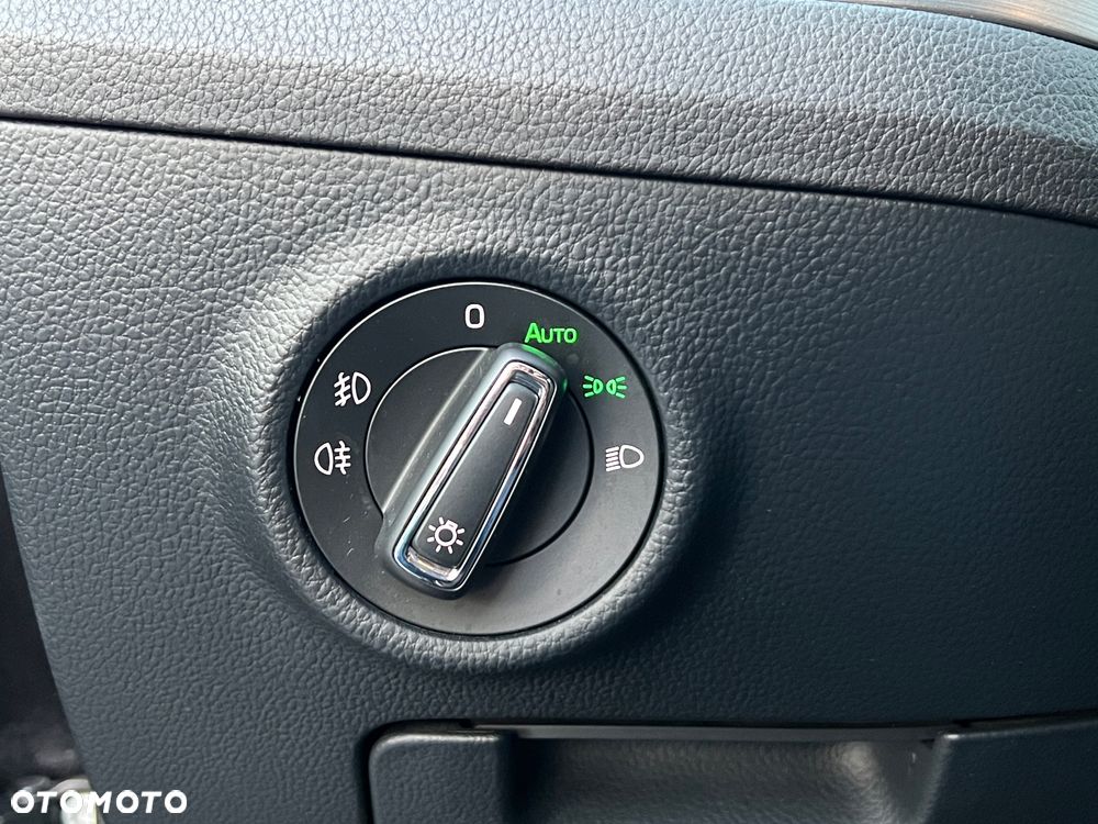 Skoda Superb 2.0 TSI 4x4 Sportline DSG - 19