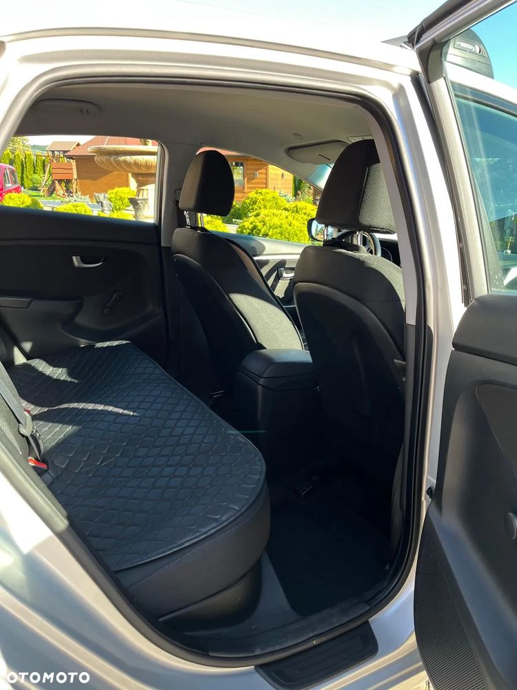 Hyundai i30 1.6 GDI Classic - 7