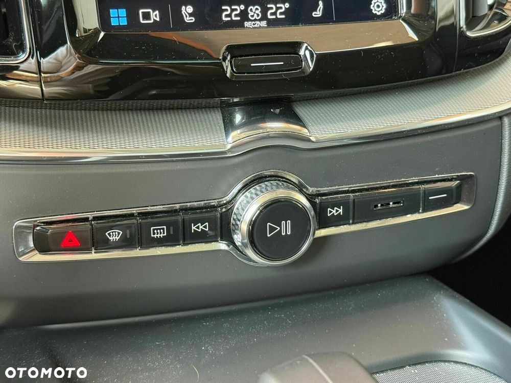 Volvo XC 60 - 25