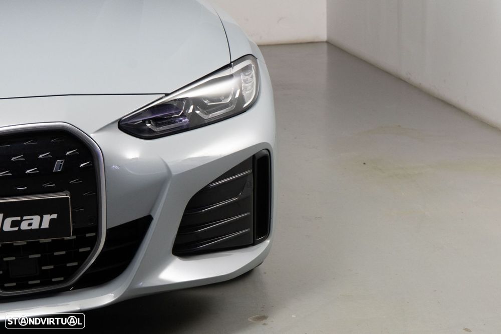 BMW i4 eDrive35 Pack Desportivo M - 18