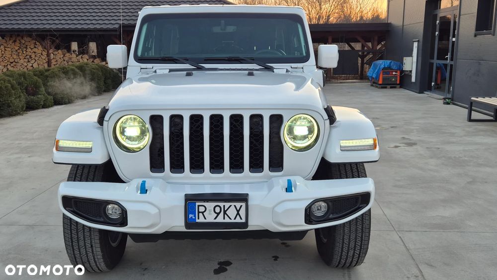 Jeep Wrangler - 24