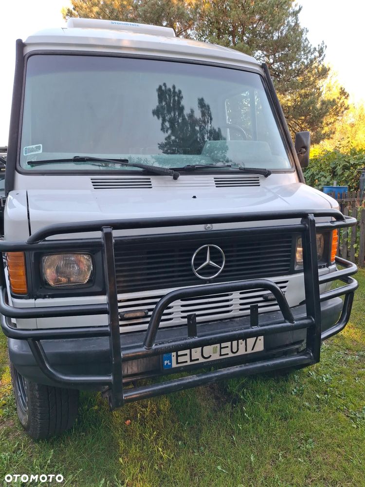Mercedes-Benz 307 kaczka kamper 4x4 - 1