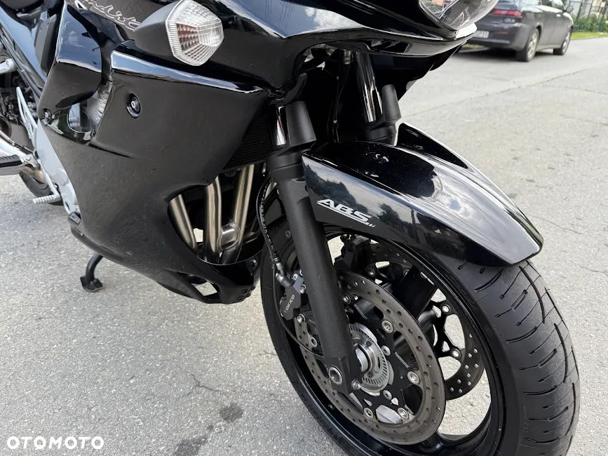 Suzuki V-STROM - 14