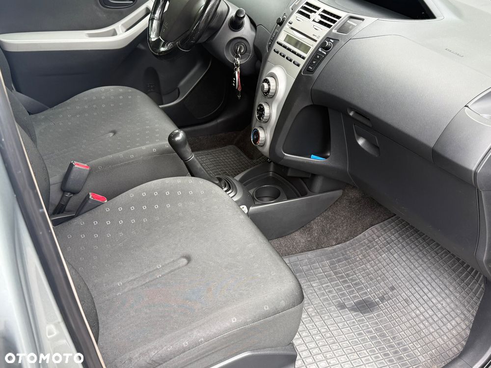 Toyota Yaris 1.4 D-4D Luna - 9
