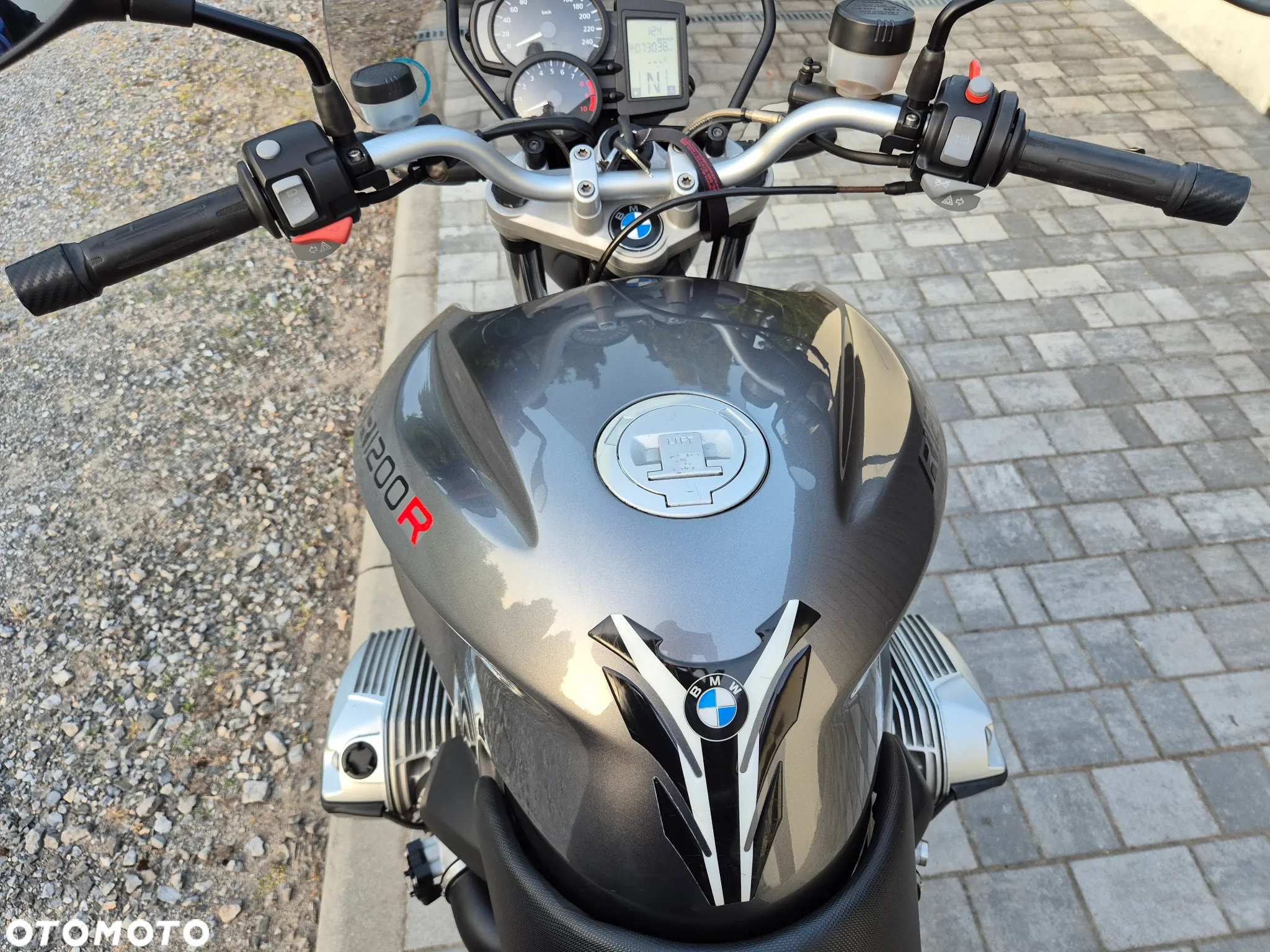 BMW R - 26