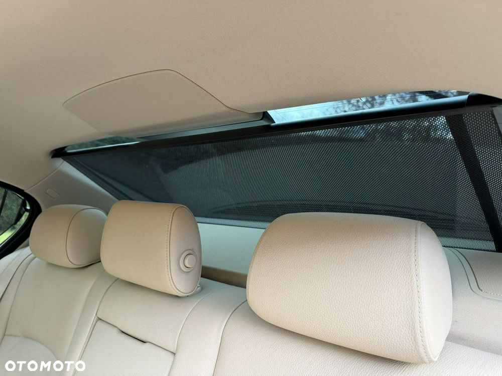 BMW Seria 5 530d - 26