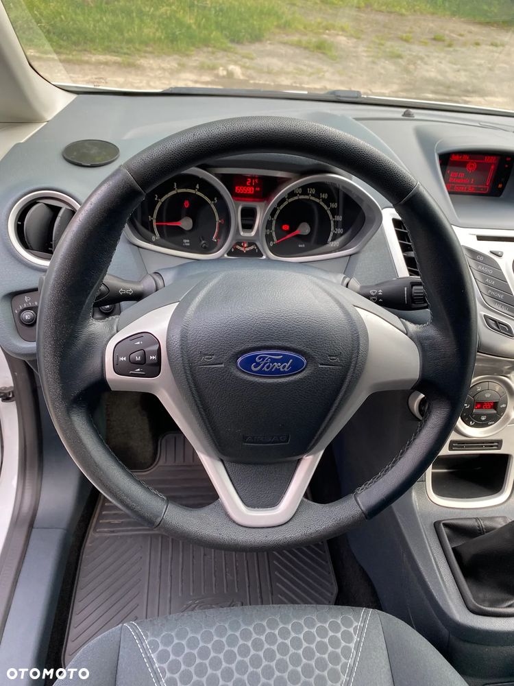 Ford Fiesta 1.25 Titanium - 23