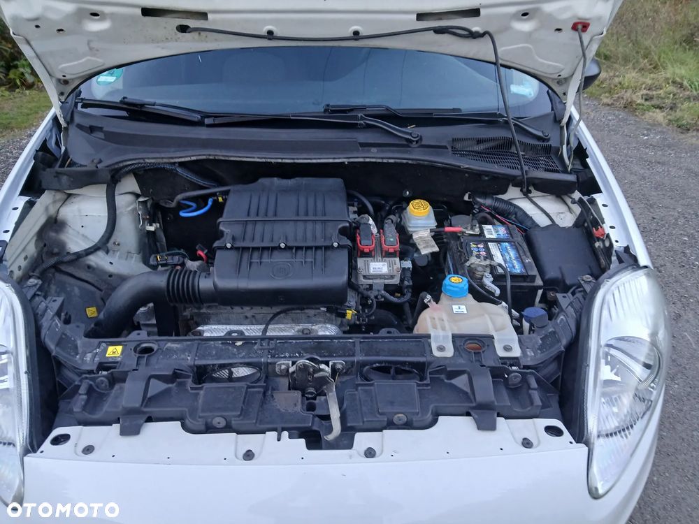 Fiat Punto 1.2 8V - 15