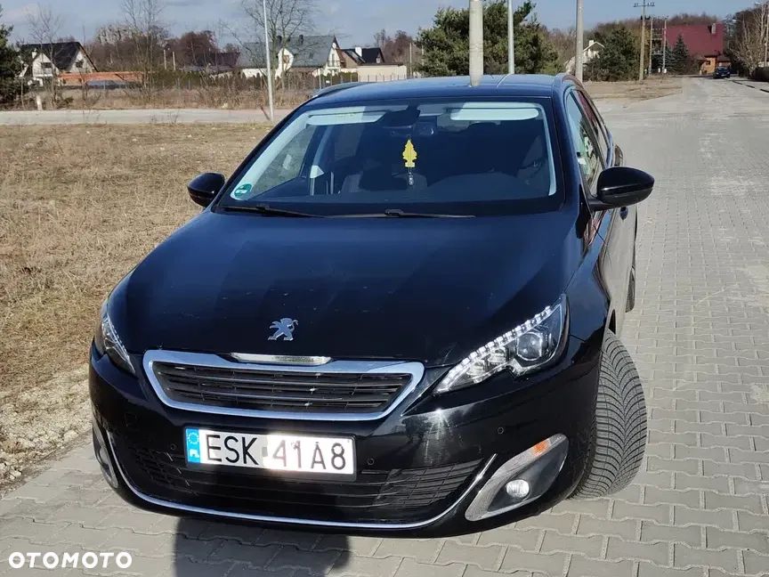 Peugeot 308 - 1