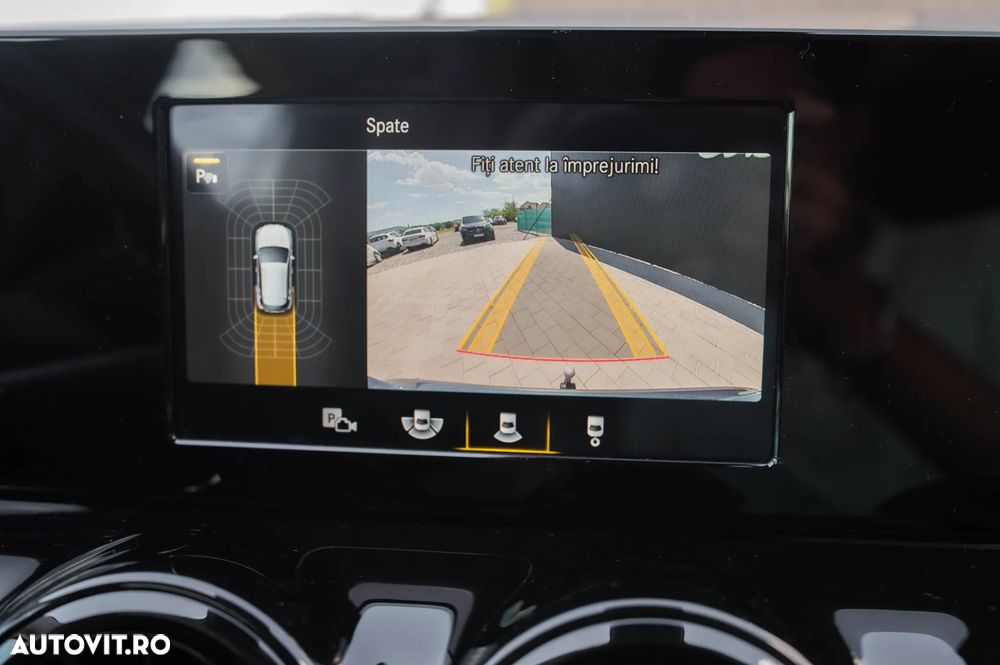 Mercedes-Benz GLA 200 d Aut. - 29