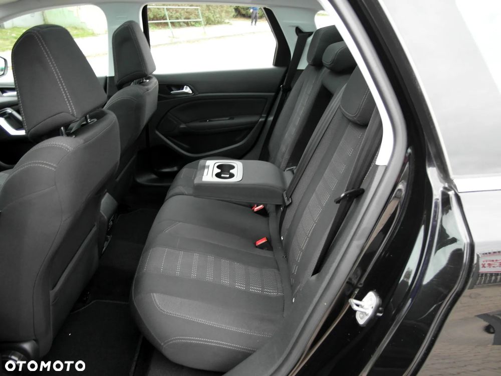 Peugeot 308 BlueHDi FAP 150 Stop & Start Allure - 19