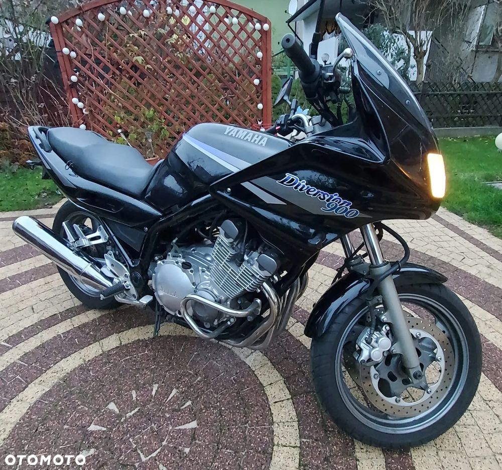 Yamaha XJ - 3