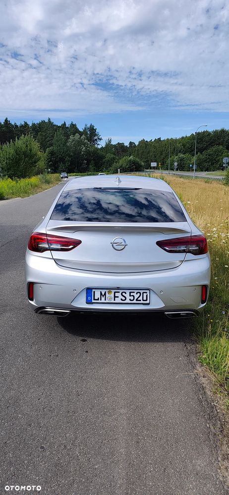 Opel Insignia 2.0 T 4x4 GSi S&S - 7