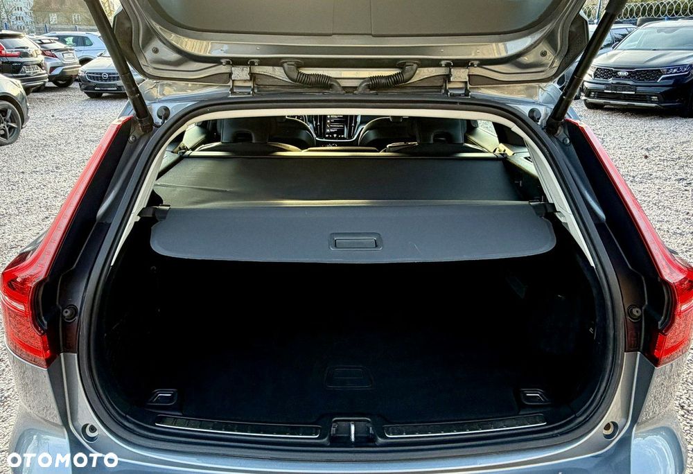 Volvo V60 D4 Geartronic Momentum Pro - 35