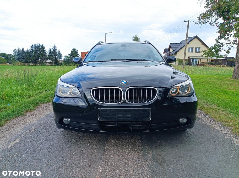BMW Seria 5 523i - 27