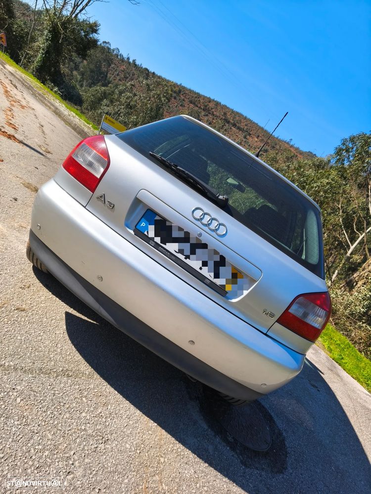 Audi A3 1.6 Ambition - 4
