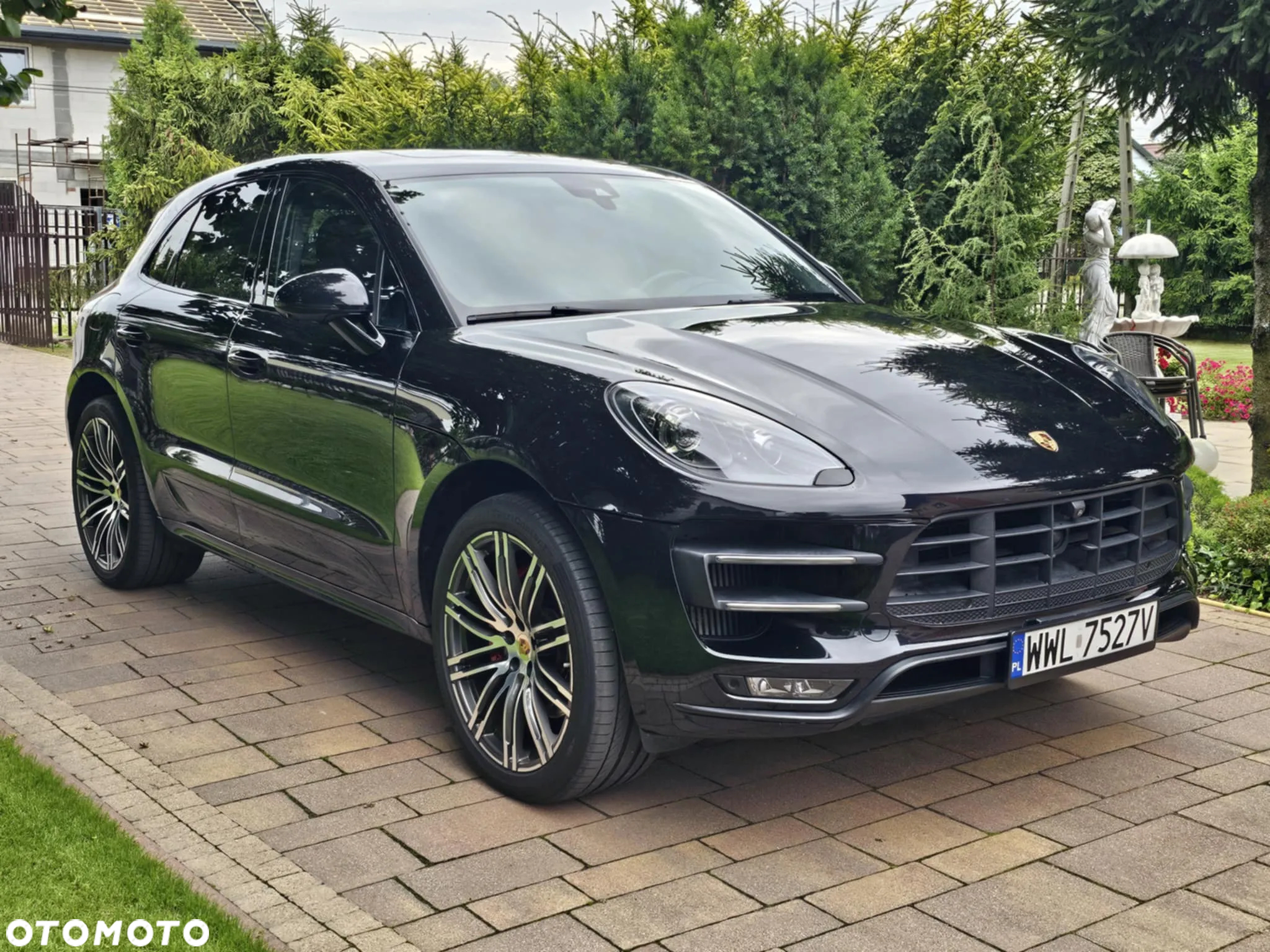 Porsche Macan Turbo PDK - 11