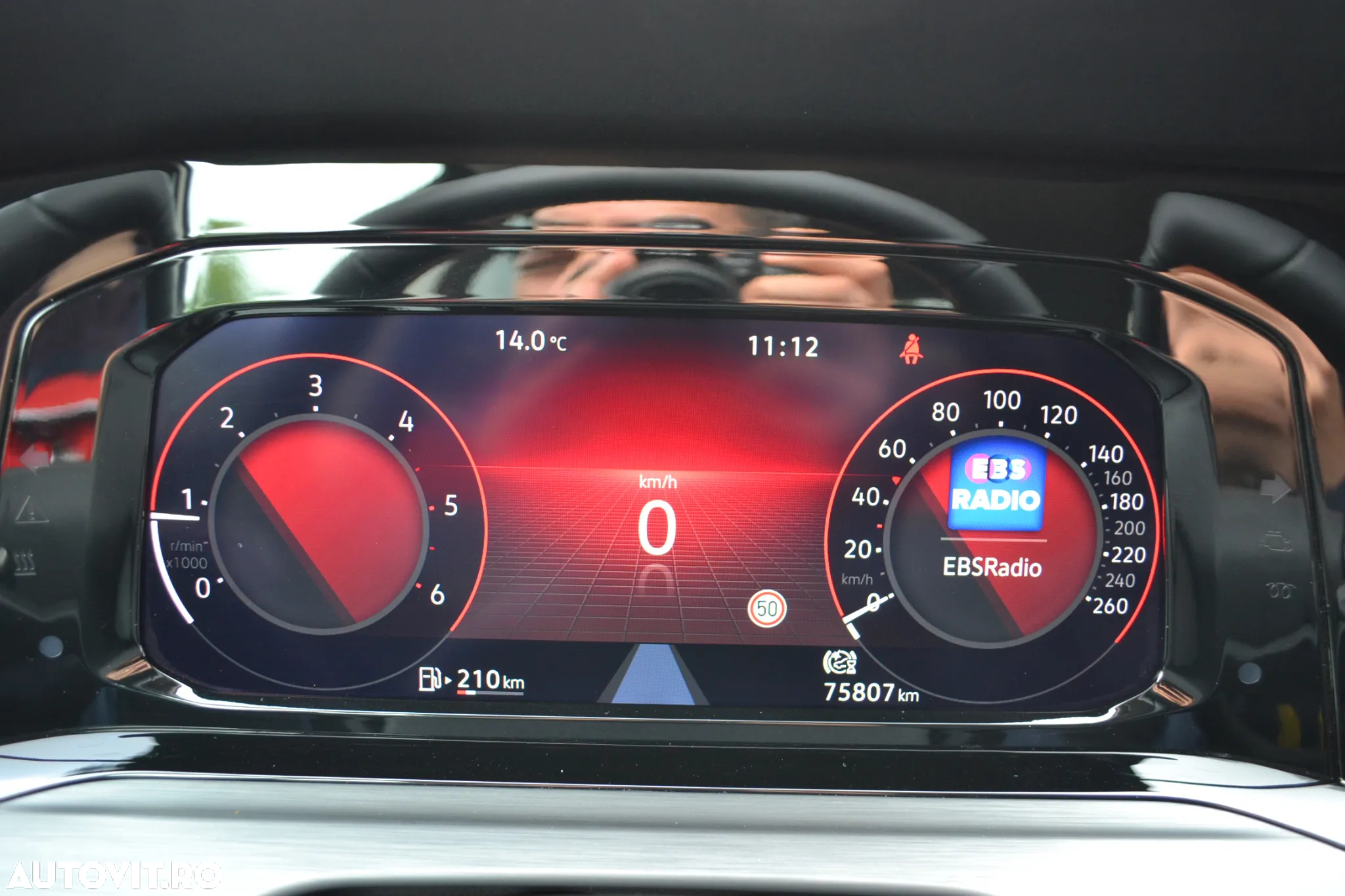 Volkswagen Golf - 16