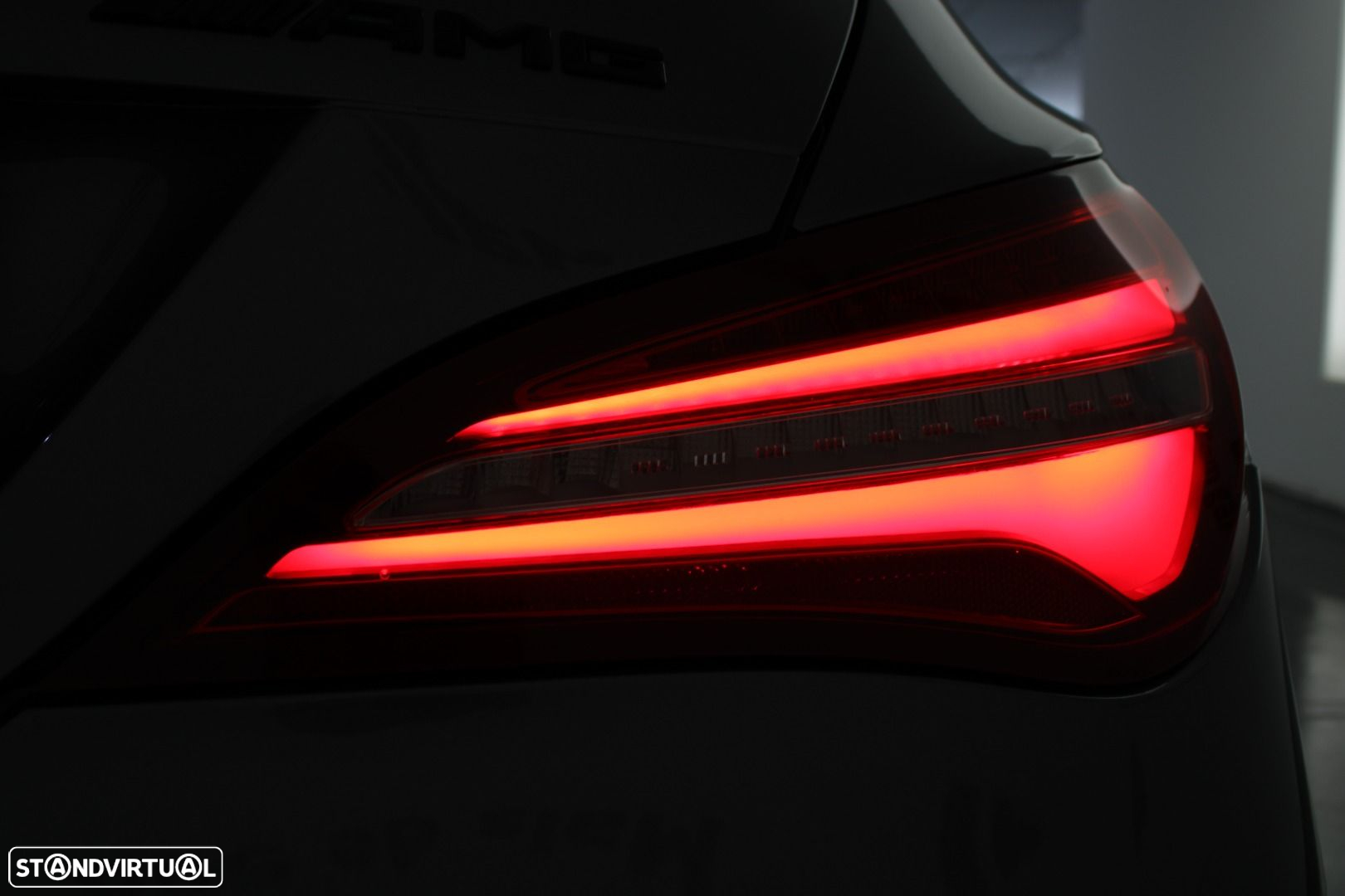 Mercedes-Benz CLA 180 d Shooting Brake AMG Line Aut. - 33