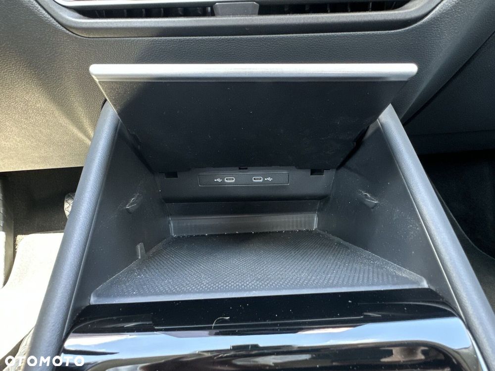 Volkswagen Tiguan 1.5 eHybrid PHEV 150kW Elegance DSG - 28