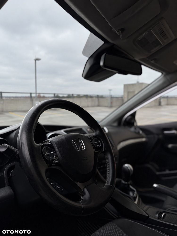 Honda Civic 1.8i-VTEC Sport - 5