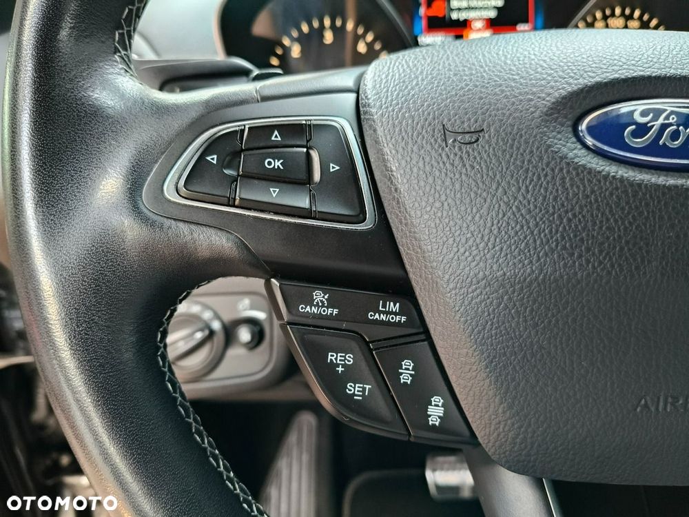 Ford Kuga 2.0 TDCi AWD ST-Line - 28