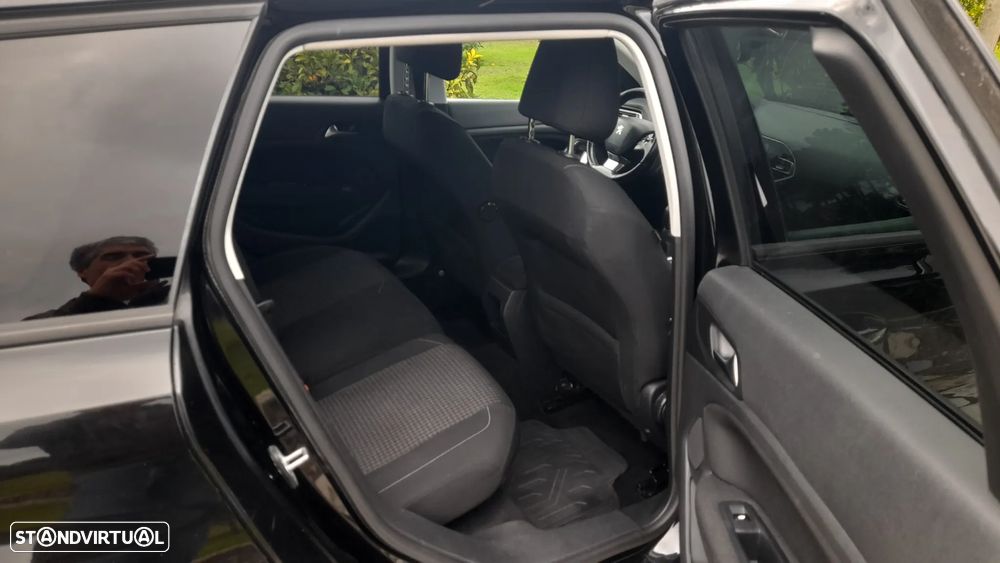 Peugeot 308 SW 1.6 BlueHDi Access - 37