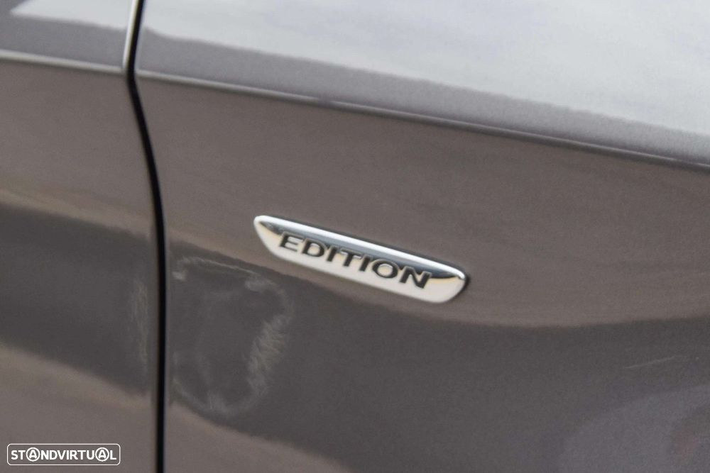 Mercedes-Benz CLA 180 d Shooting Brake AMG Line - 29