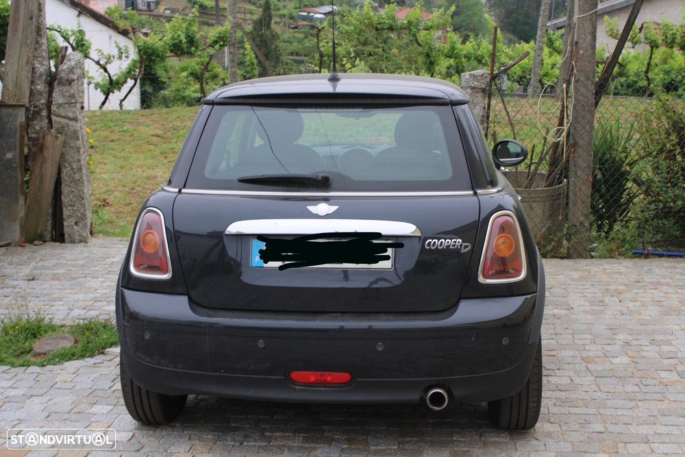 MINI 3 Portas Cooper D - 3
