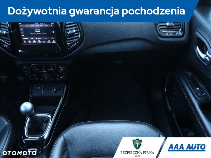 Jeep Compass - 10