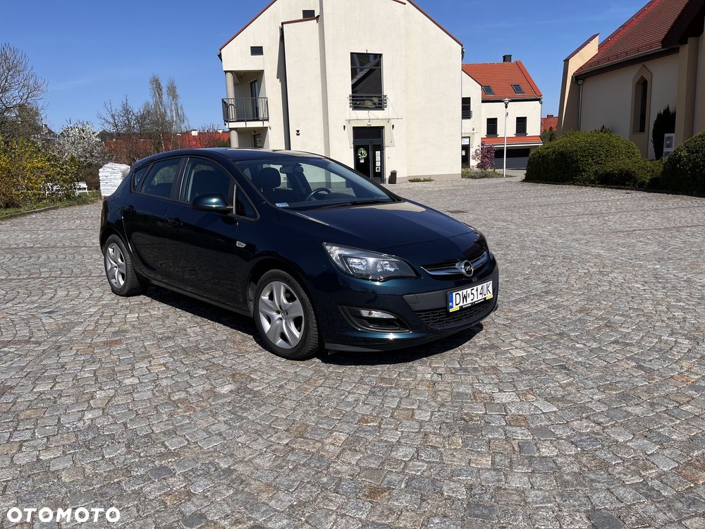 Opel Astra 1.4 T Enjoy - 1