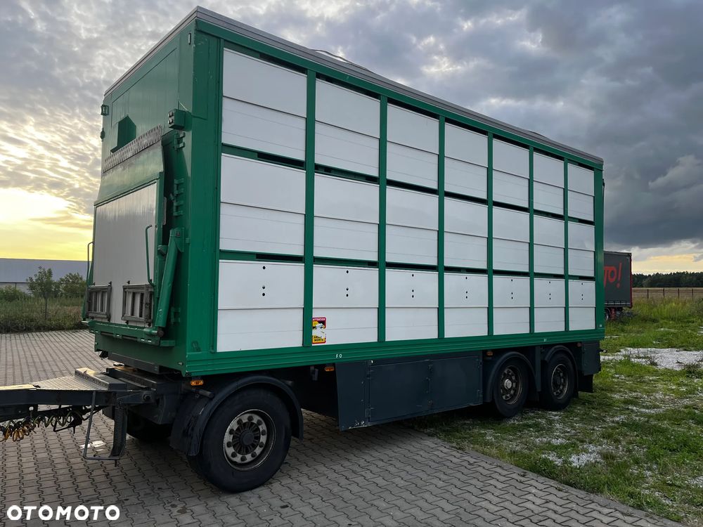 Scania R490 ZESTAW DO PRZEWOZU ŻYWCA/GUITTON/3 POKŁADY/DACH PODNOSZONY/OŚ PODNOSZONA SKRĘTNA/PRZEJAZDOWY - 6