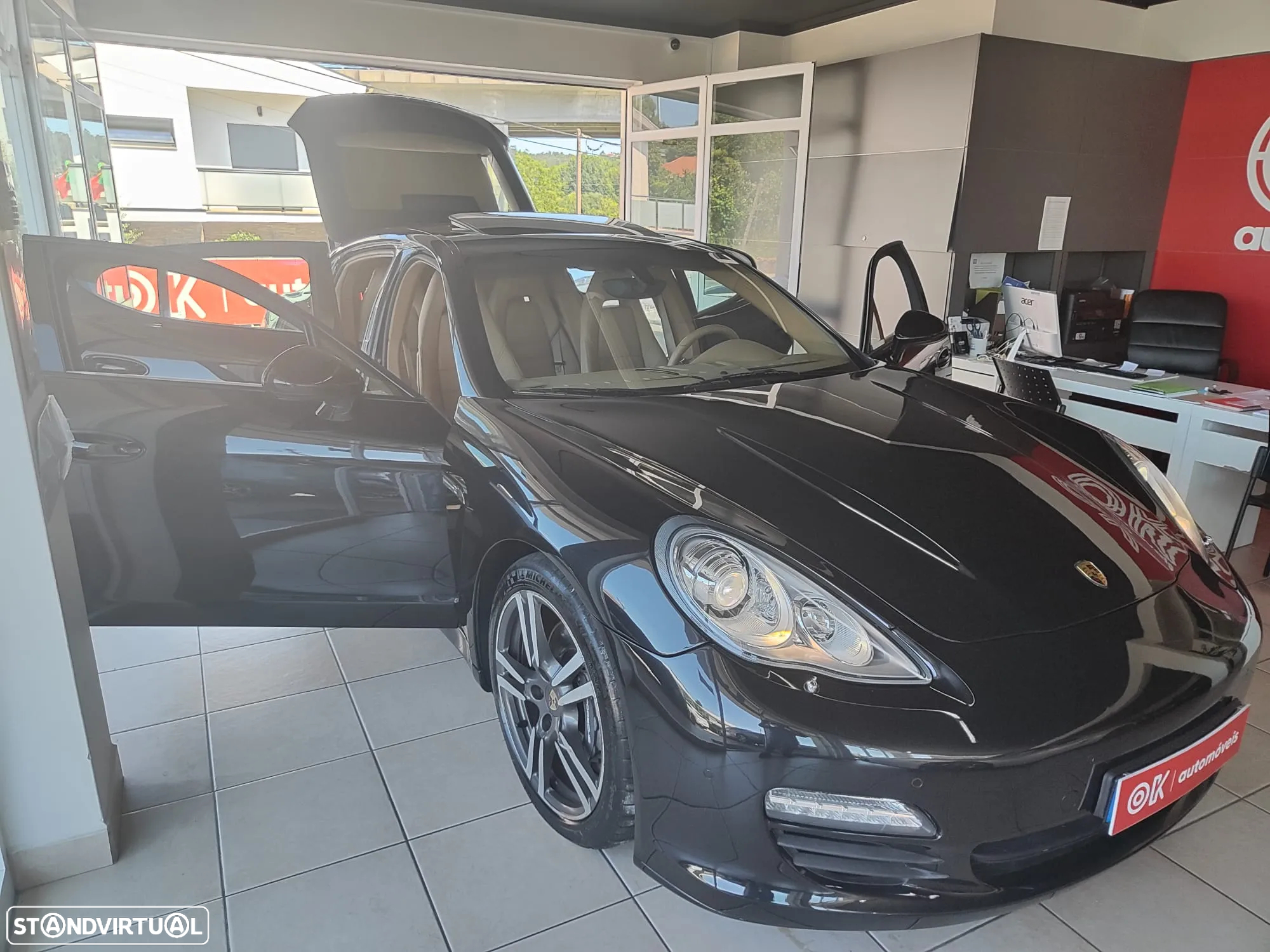 Porsche Panamera Platinum Edition - 17
