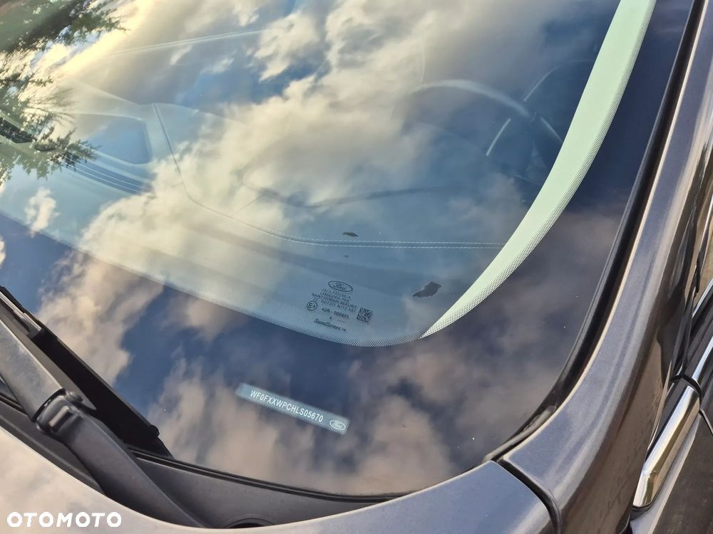 Ford Mondeo 2.0 Ti-VCT VIGNALE - 19