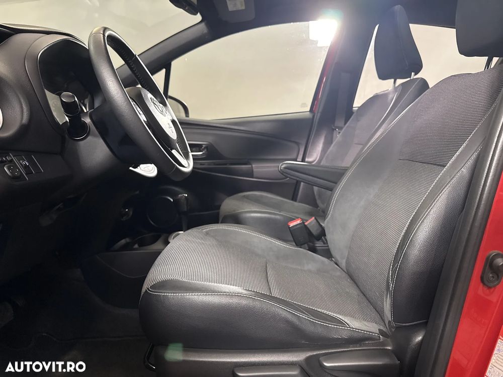 Toyota Yaris - 22