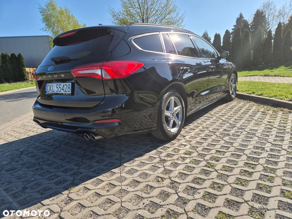 Ford Focus 1.5 EcoBoost ST-Line - 4
