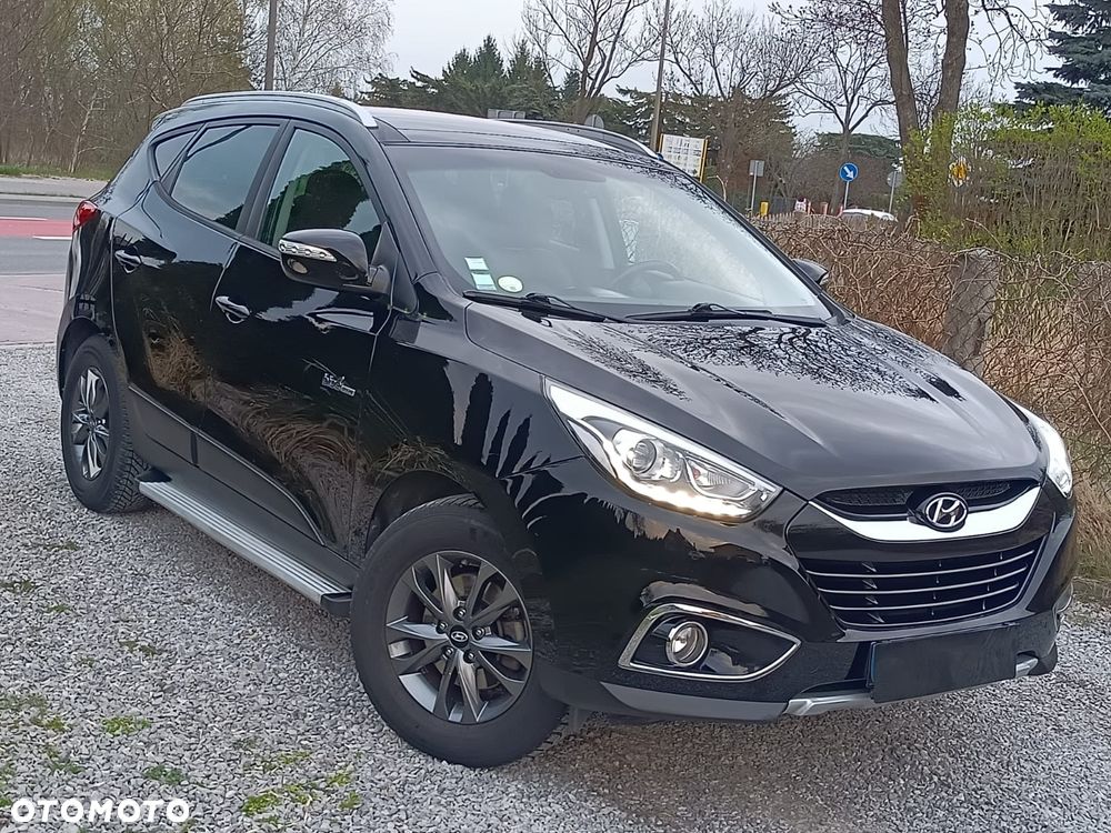 Hyundai ix35 1.7 CRDi 2WD blue Finale Gold - 4