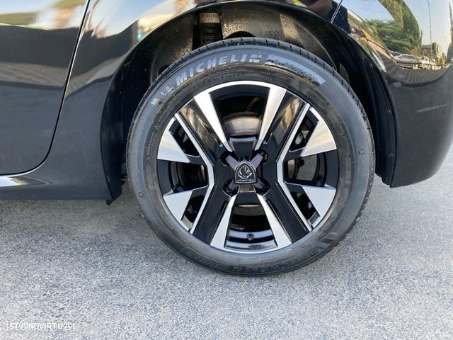 Peugeot 208 1.2 PureTech Allure - 11